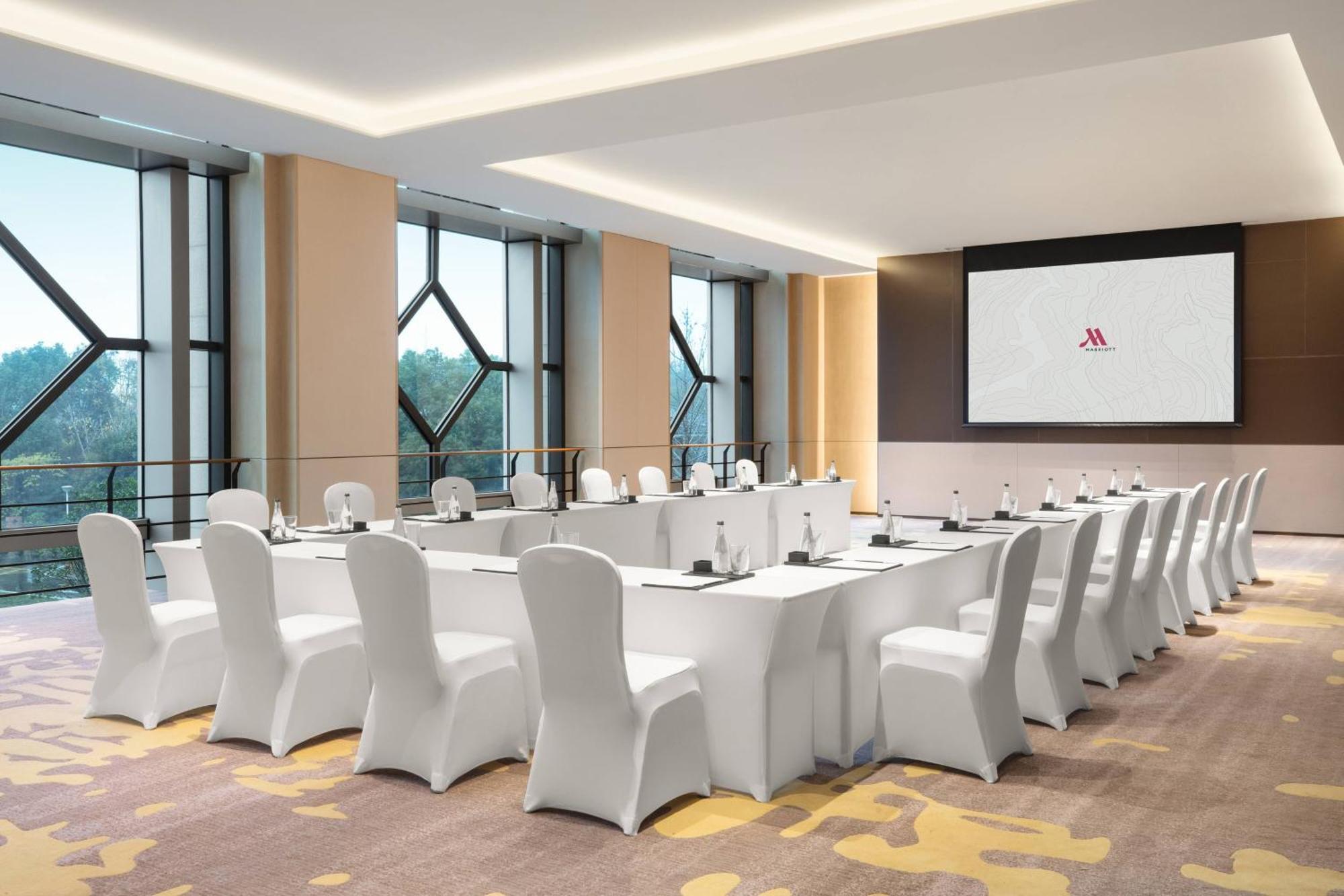 Wuxi Marriott Hotel Lihu Lake Exteriör bild