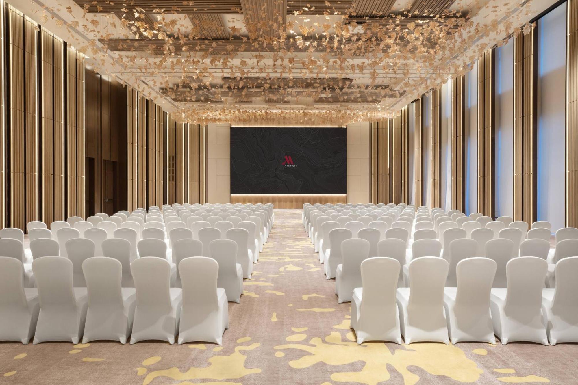 Wuxi Marriott Hotel Lihu Lake Exteriör bild
